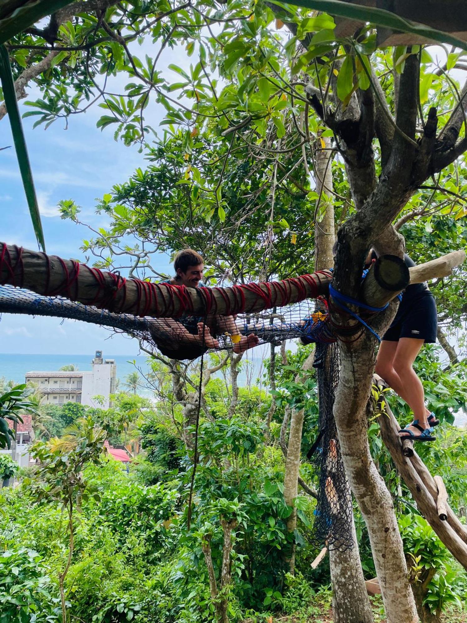 Sky Mountain Cafe With Seaview Bed & Breakfast Weligama Ngoại thất bức ảnh