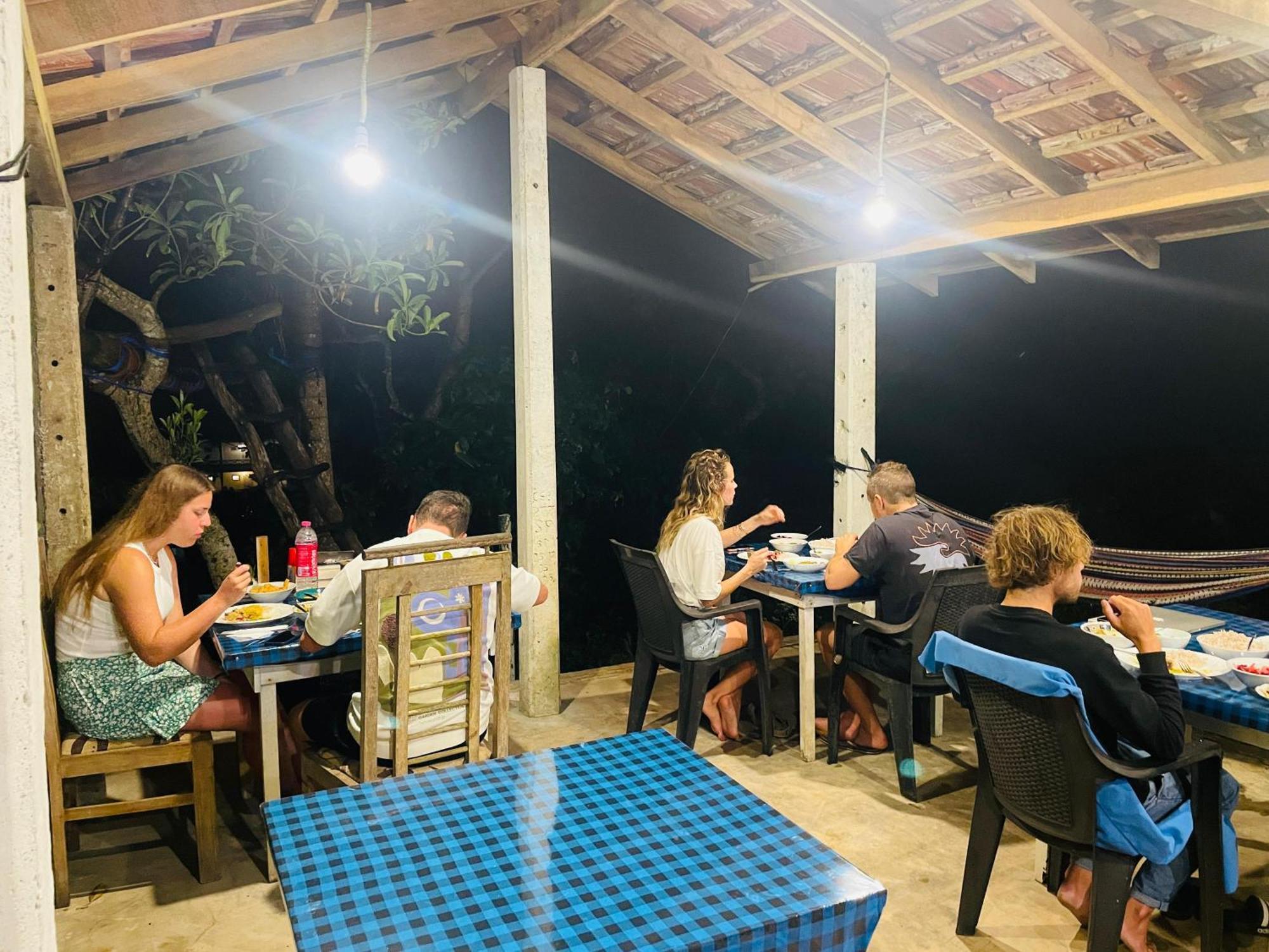 Sky Mountain Cafe With Seaview Bed & Breakfast Weligama Ngoại thất bức ảnh